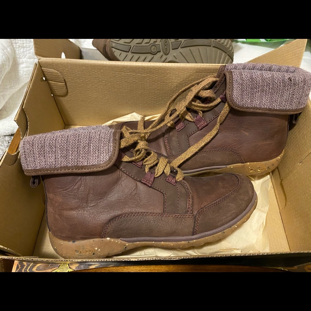 Chaco Women’s Barbary Boots Mahogany